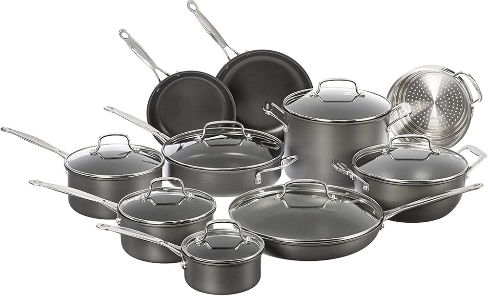 Cuisinart 17-Piece Chef’s Basic Nonstick Exhausting Anodized Cookware Set, Mannequin 66-17